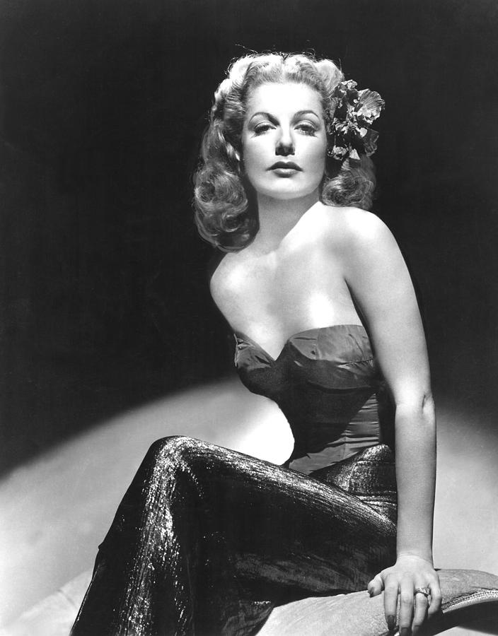 Ann Sheridan Kimdir Hayatını Kaybetti