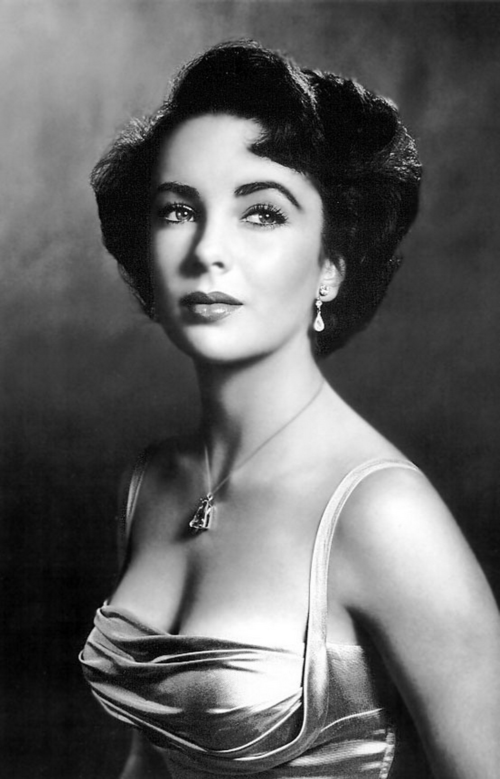 Elizabeth Taylor Kimdir ölümü