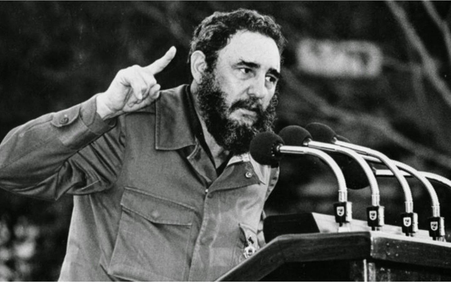 Fidel Castro öldü