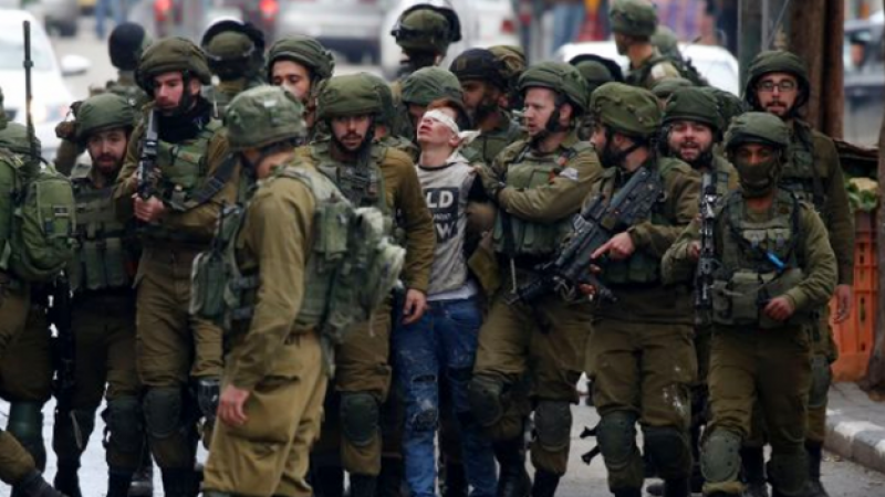 Kudüs ve çoğu Islam şehrinde Cuma Namazında Protestosu ve intifada