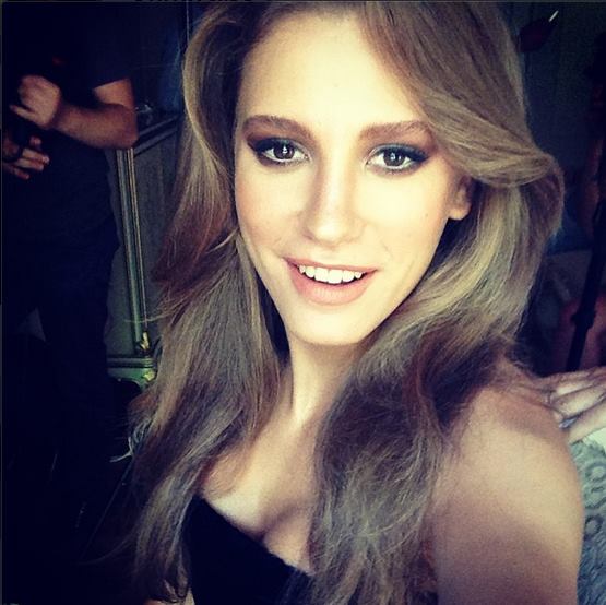 Serenay Sarıkaya Doğum Tarihi