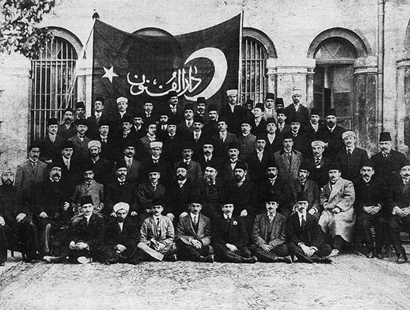 Tekke zaviye ve türbeler kapatılması kanunu kabul edildi