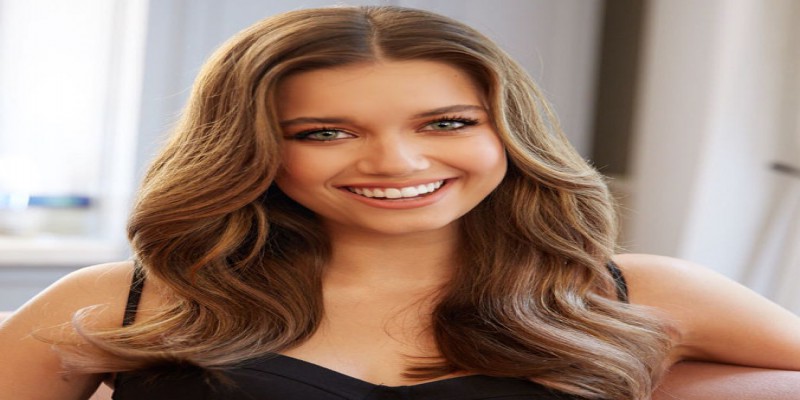 Afra Saraçoğlu Doğum Günü