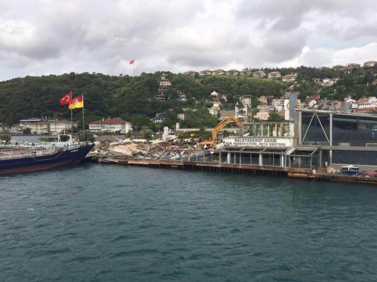 Galatasaray Adası Yıkılması