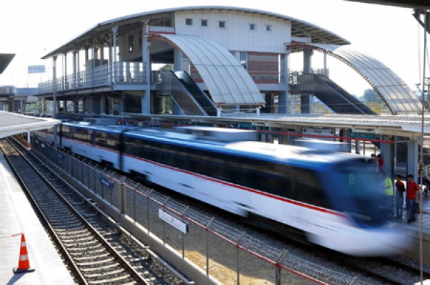 İzmirde toplu taşım ücretsiz