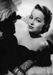 Aktris Olivia De Havilland Doğdu