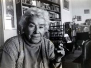 Yazar Mina Urgan öldü