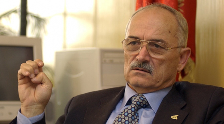 Ekrem Pakdemirli Hayatını Kaybetti