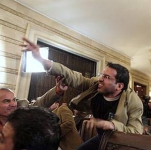 Busha ayakkabıya uc yıl hapis