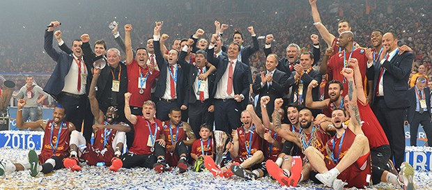 Galatasaray Eurocupı Kazanan Ilk Türk Takımı Oldu