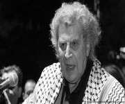 Mikis Theodorakis hayatını kaybetti