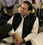 Pakistan Başbakanı Navaz Şerif tekrar sınır dışı