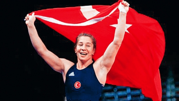 Yasemin Adar Dünya Şampiyonu Oldu